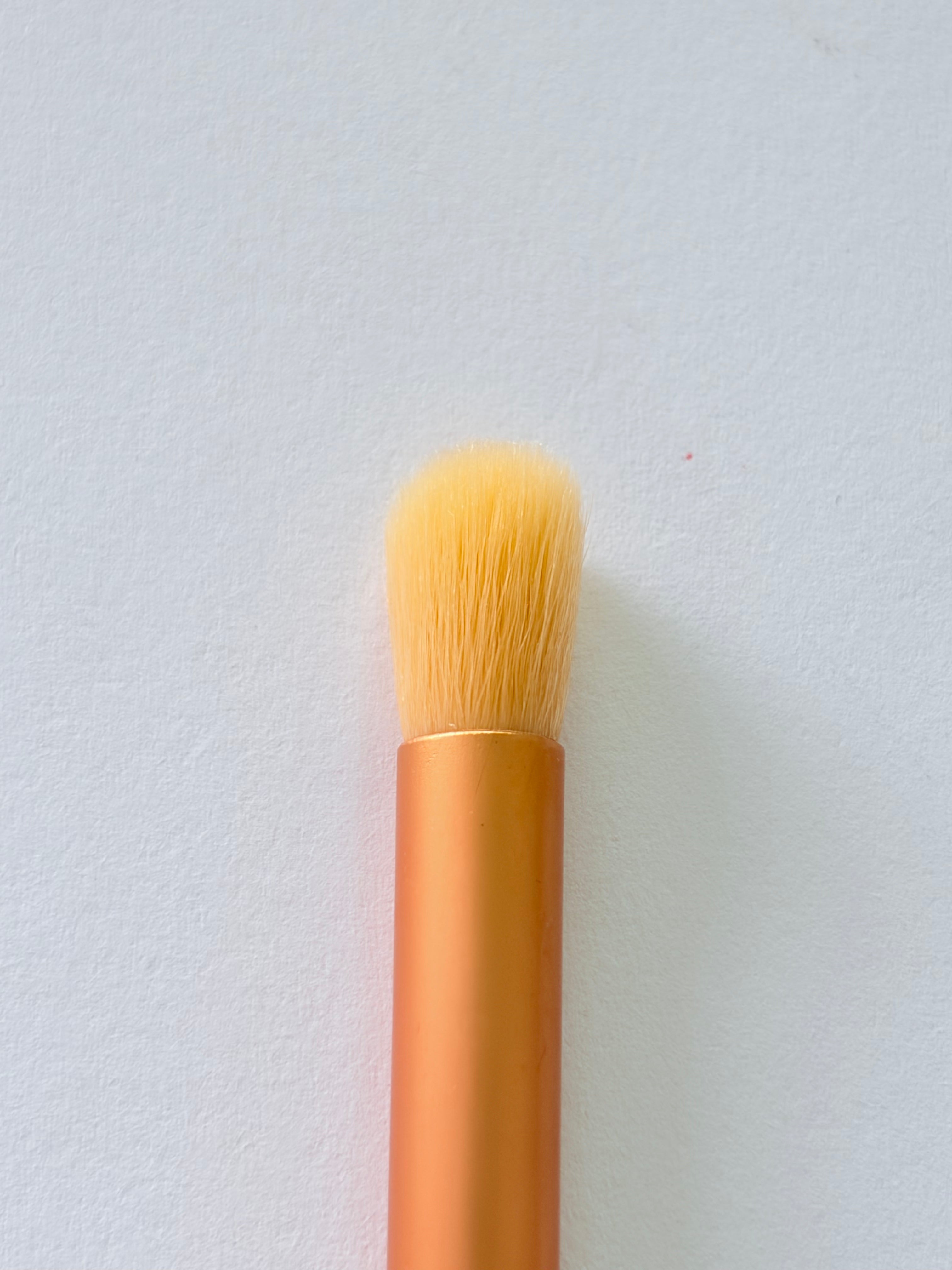 Eye Crease Blending Brush – Soft Eyeshadow Brush for Blending, Defining & Eye Makeup