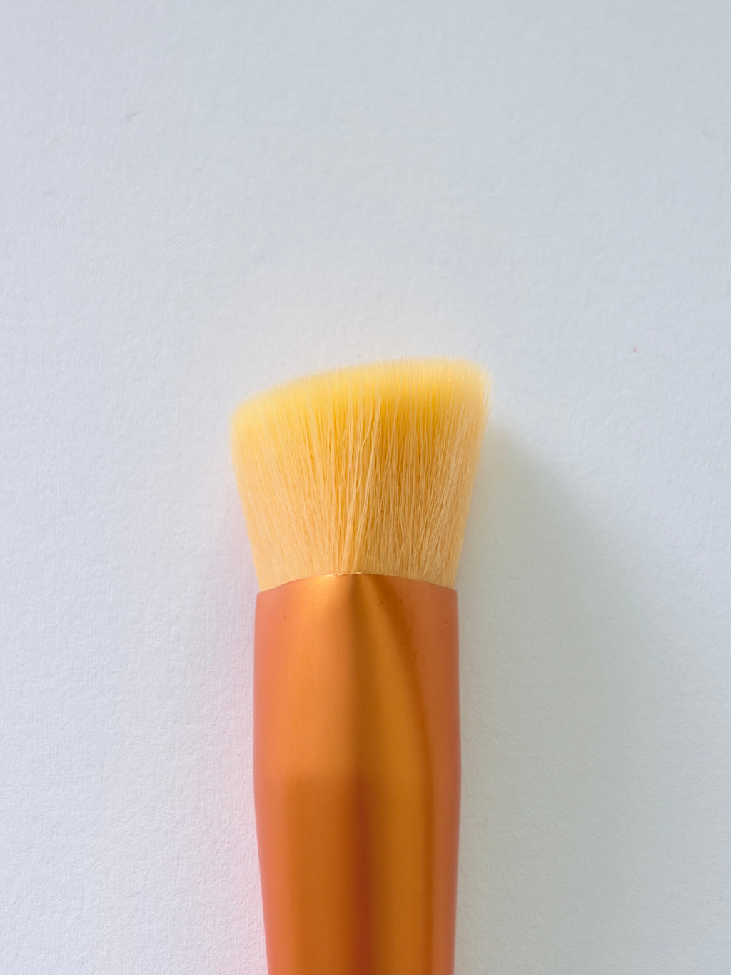 Professional Concealer Brush – Flat Precision Makeup Brush for Liquid & Cream Concealer