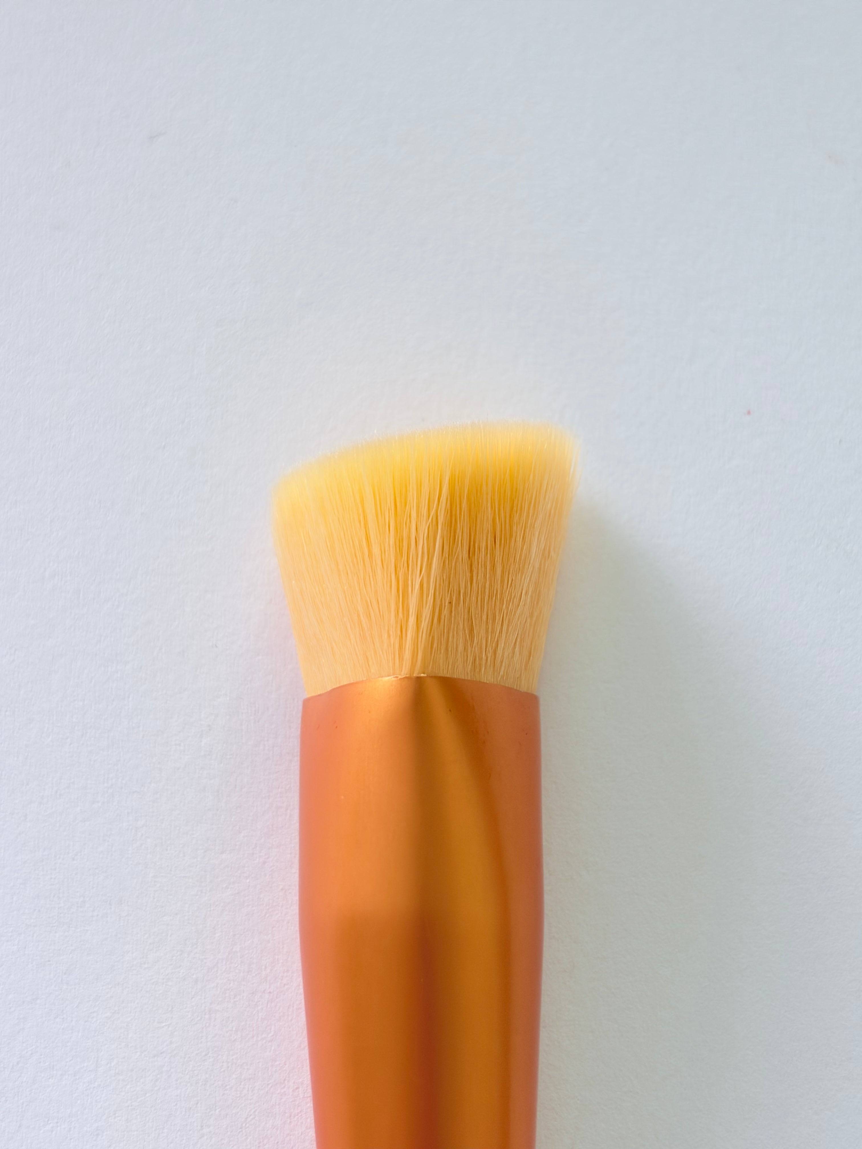 Professional Concealer Brush – Flat Precision Makeup Brush for Liquid & Cream Concealer