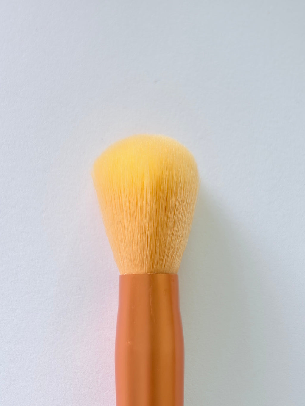 Angled Contour Brush – Precision Makeup Brush for Sculpting, Blending & Face Definition