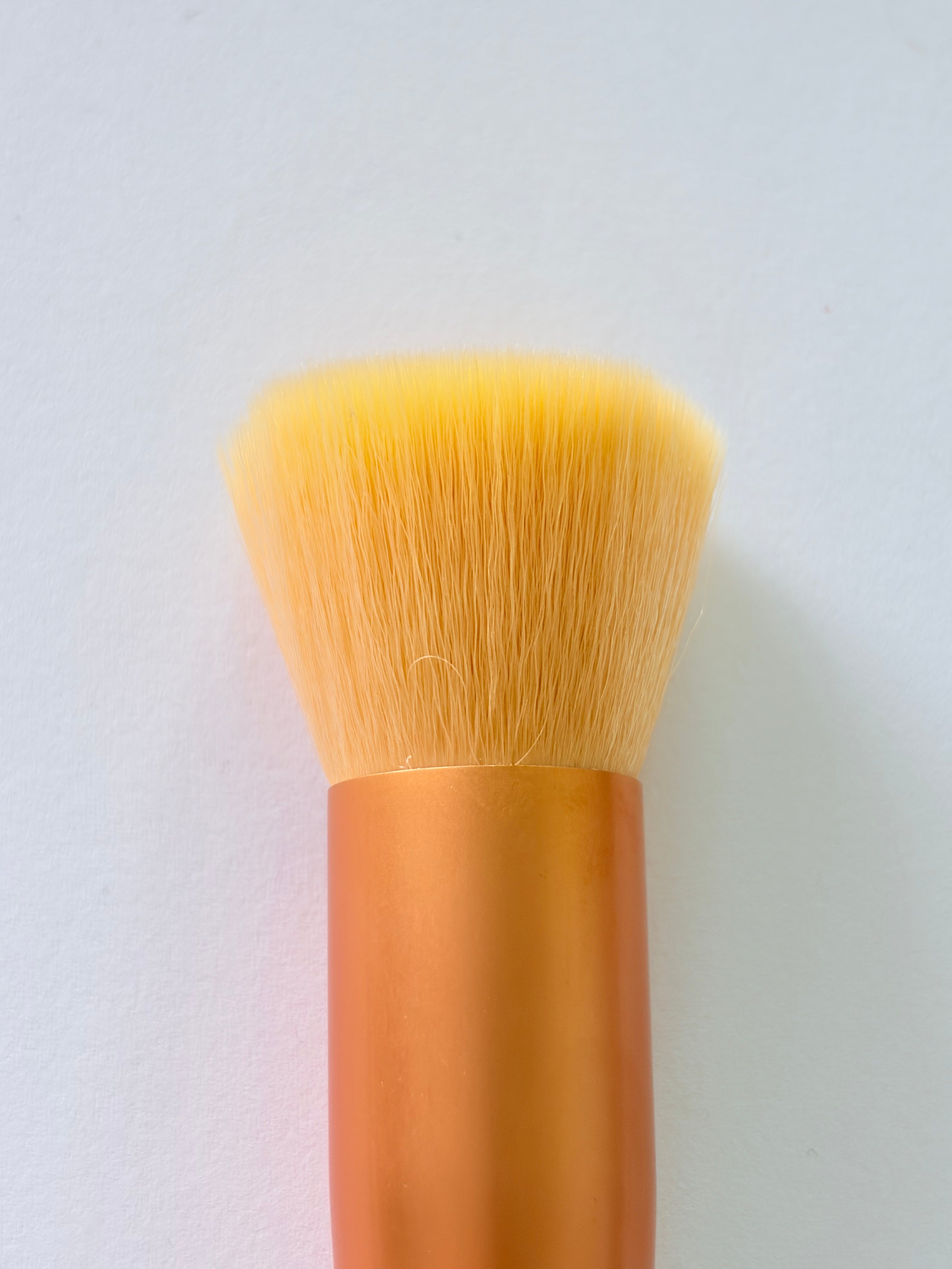 Premium Bamboo Handle Makeup Brush – Soft Synthetic Bristles for Flawless Application
