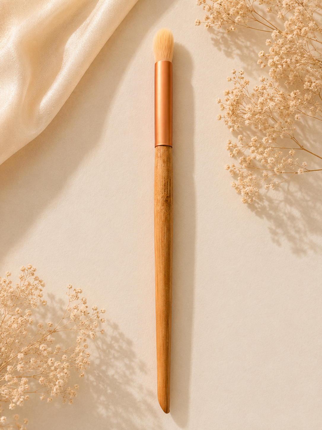 Eye Crease Blending Brush – Soft Eyeshadow Brush for Blending, Defining & Eye Makeup